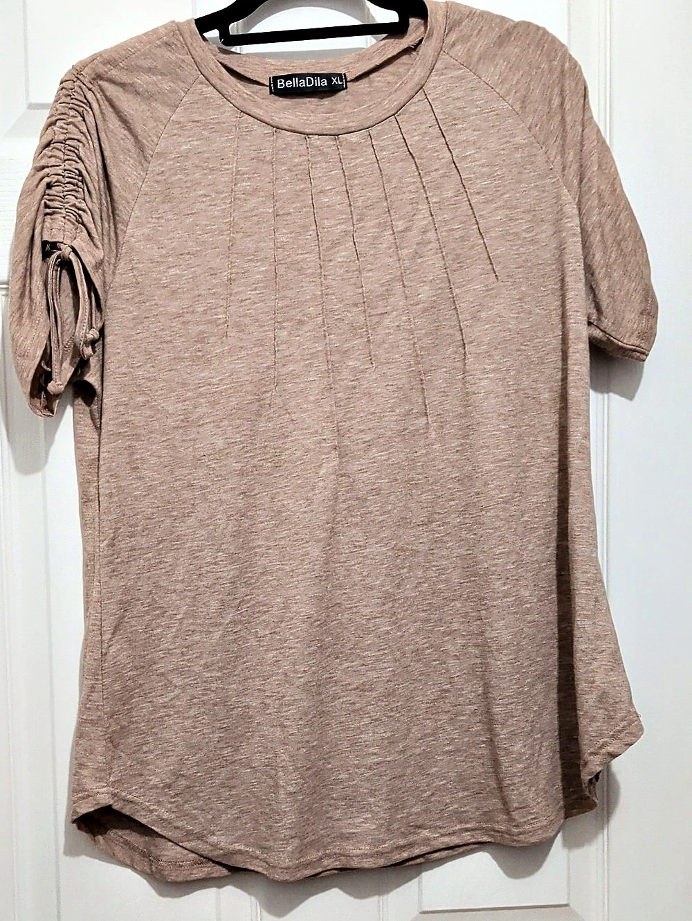 Bella+Canvas Short Sleeve Top in Brown Size XL Like New